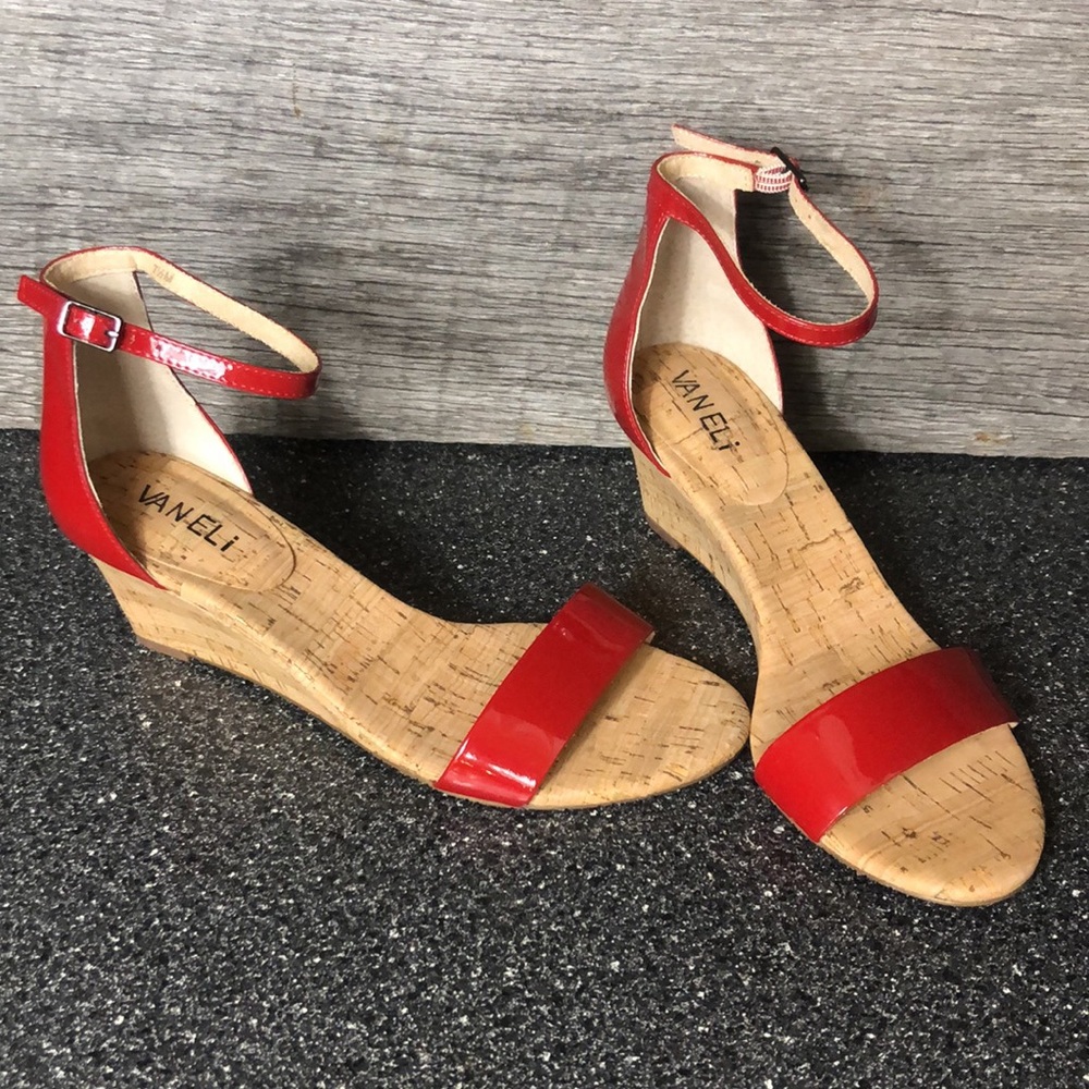 Vaneli red ankle strap heels 👠 womens size 7.5 - Picture 2 of 6